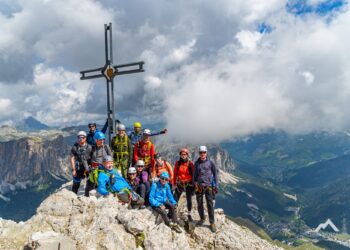 Wyjazd na via ferraty dla zaawansowanych – pięć dni ekstremalnej wspinaczki w Dolomitach